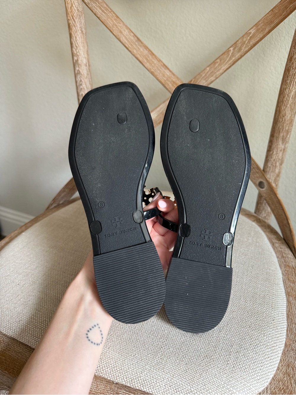Tory Burch Roxanne Jelly Thong Sandal - Picture 3 of 5
